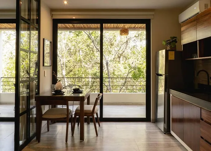 New 1 Bedroom -